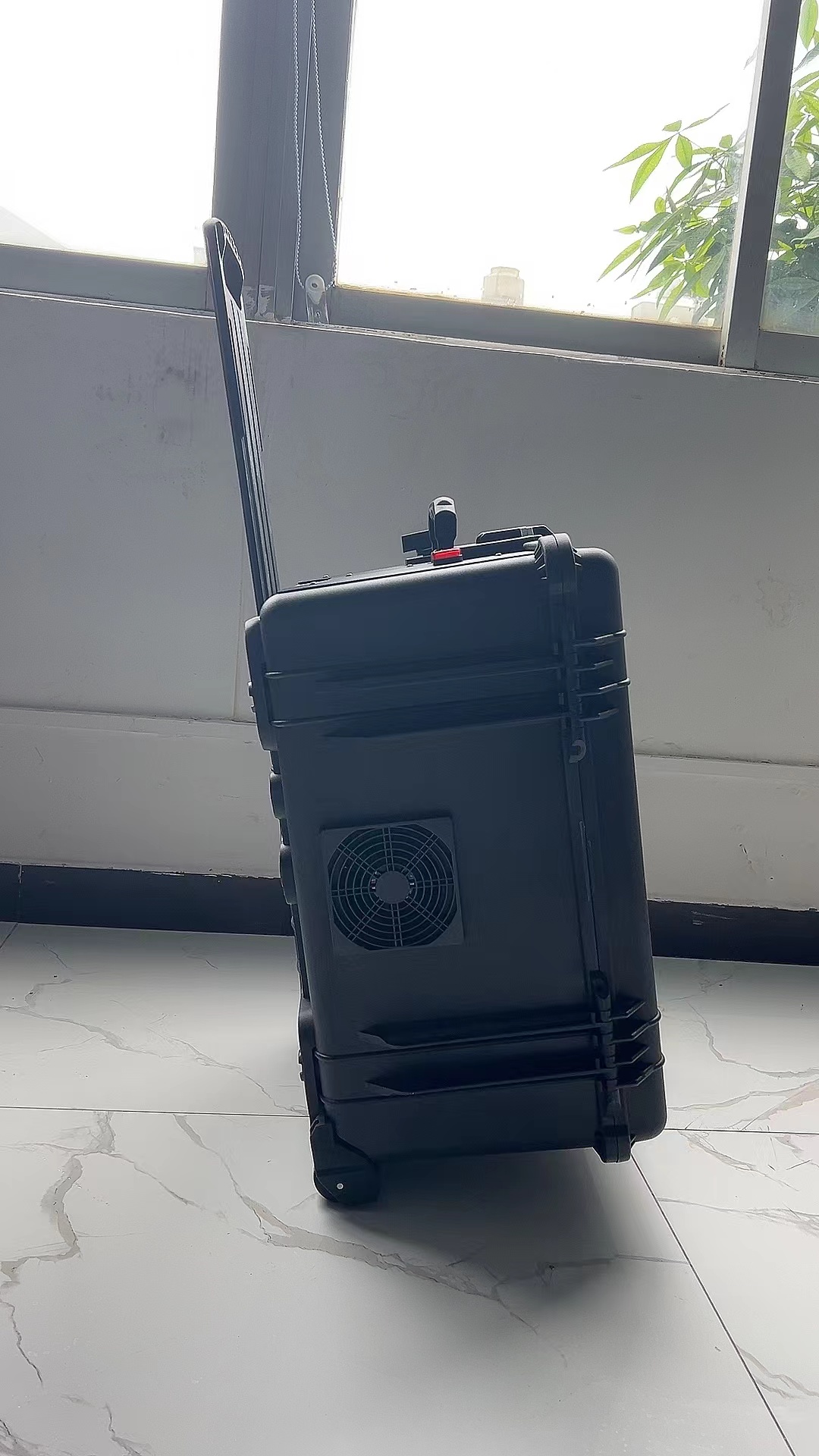 冷水江手拉箱型移动通信干扰器